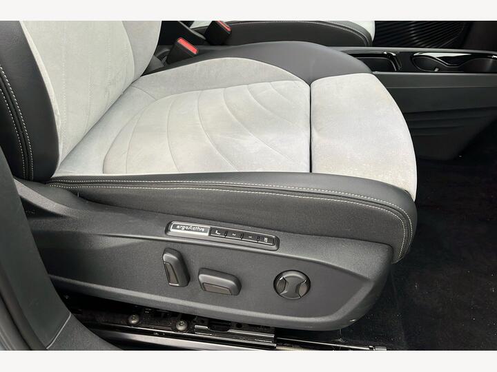 Volkswagen ID.3 Pro S 77kWh Tour Auto 5dr (4 Seat)