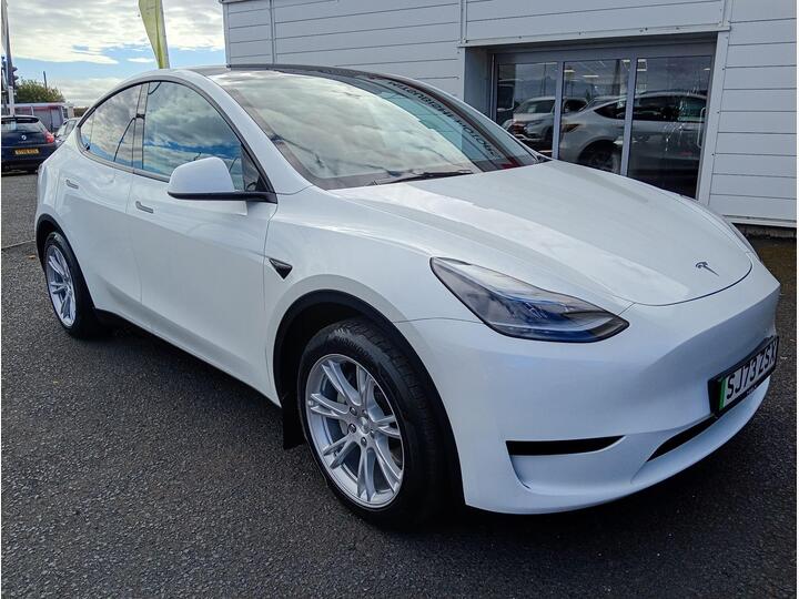 Tesla Model Y Auto RWD 5dr