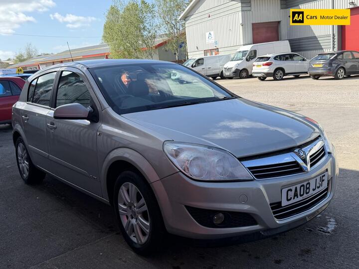Vauxhall Astra 1.8i 16v Elite 5dr