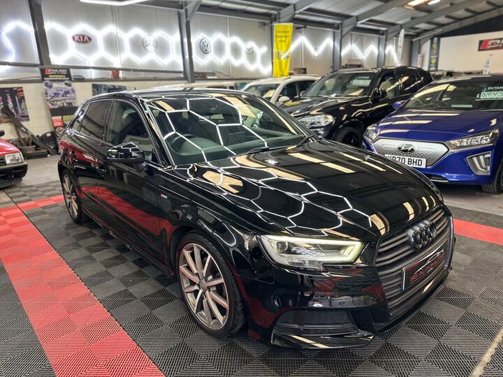 Audi A3 1.0 TFSI 30 Black Edition Sportback Euro 6 (s/s) 5dr
