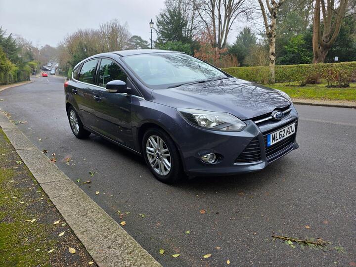 Ford Focus 1.6 Titanium Powershift Euro 5 5dr