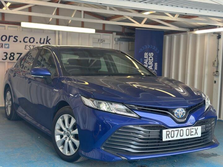 Toyota CAMRY 2.5 VVT-h Design CVT Euro 6 (s/s) 4dr