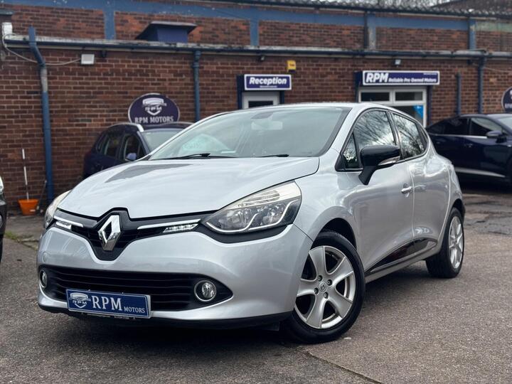 Renault Clio 1.2 16V Dynamique MediaNav Euro 5 5dr