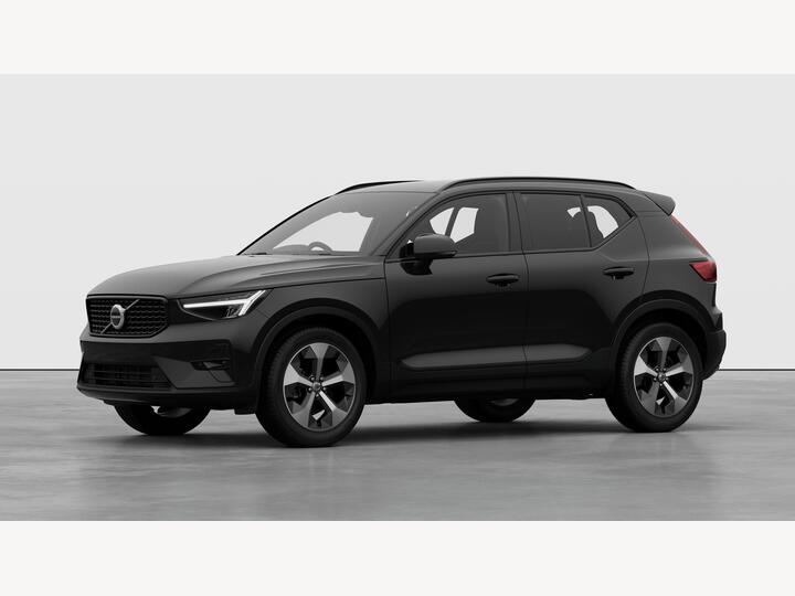 Volvo XC40 2.0 B4 MHEV Plus Dark DCT Auto Euro 6 (s/s) 5dr