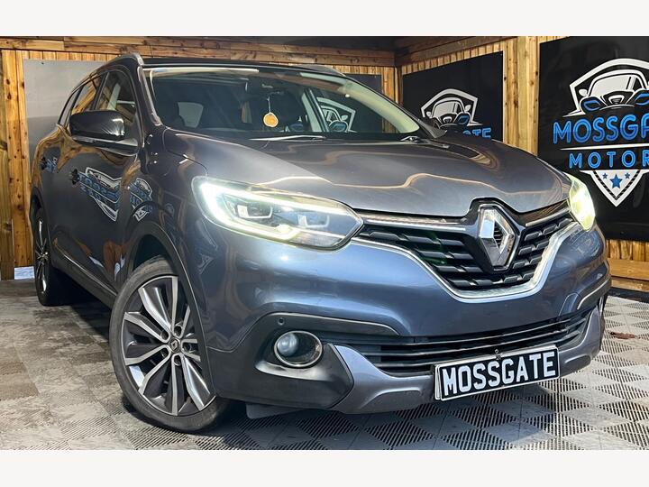 Renault Kadjar 1.5 DCi Signature Nav Euro 6 (s/s) 5dr Renault Kadjar 1.5 DCi Signature Nav Euro 6 (s/s) 5dr