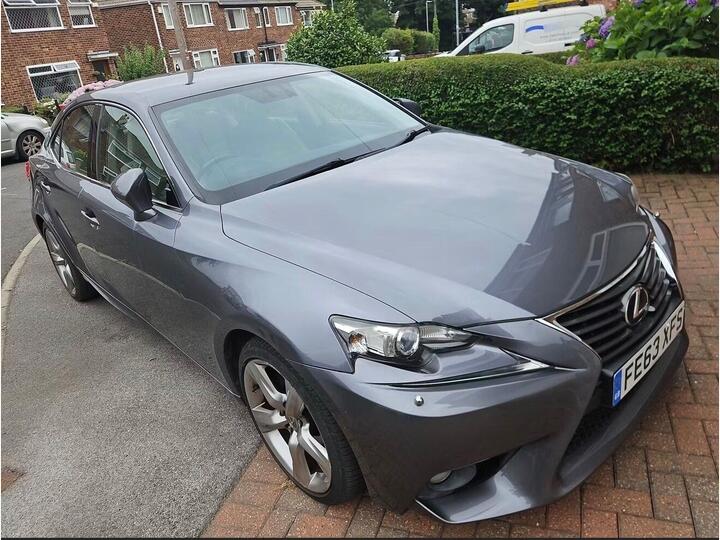 Lexus IS 2.5 300h Premier E-CVT Euro 5 (s/s) 4dr