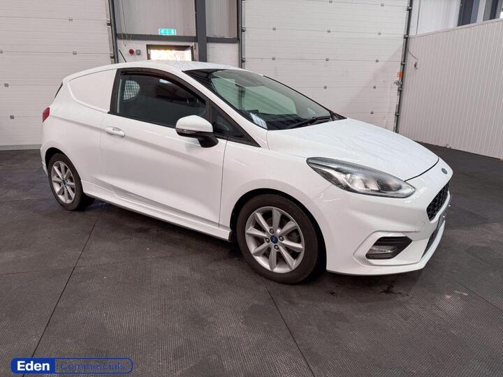 Ford FIESTA VAN 1.5 TDCi Sport Euro 6 (s/s) 3dr