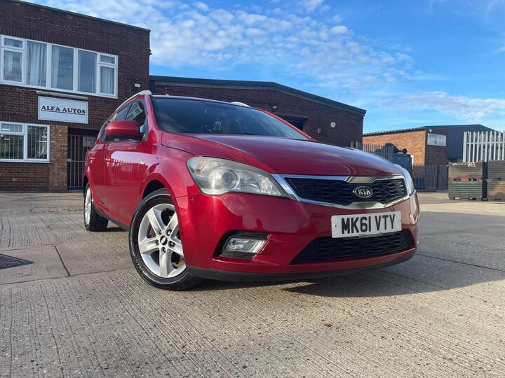 Kia Ceed 1.6 CRDi EcoDynamics 2 Sports Wagon Euro 5 (s/s) 5dr