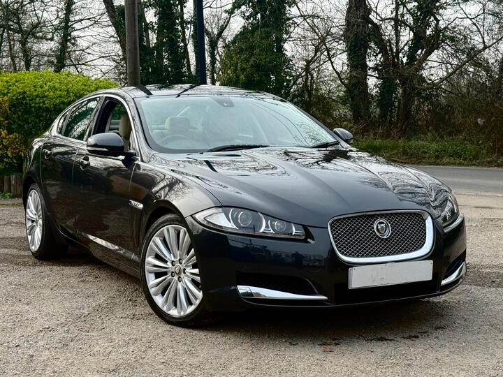 Jaguar XF 2.2d Portfolio Auto Euro 5 (s/s) 4dr