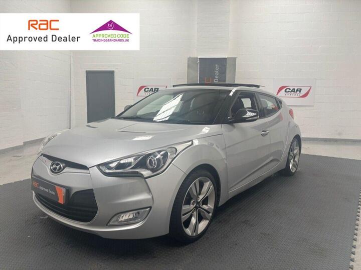 Hyundai VELOSTER 1.6 GDi Sport Euro 5 4dr Hyundai VELOSTER 1.6 GDi Sport Euro 5 4dr