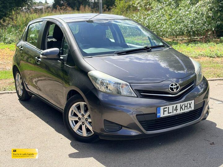 Toyota Yaris 1.33 Dual VVT-i Icon Euro 5 5dr