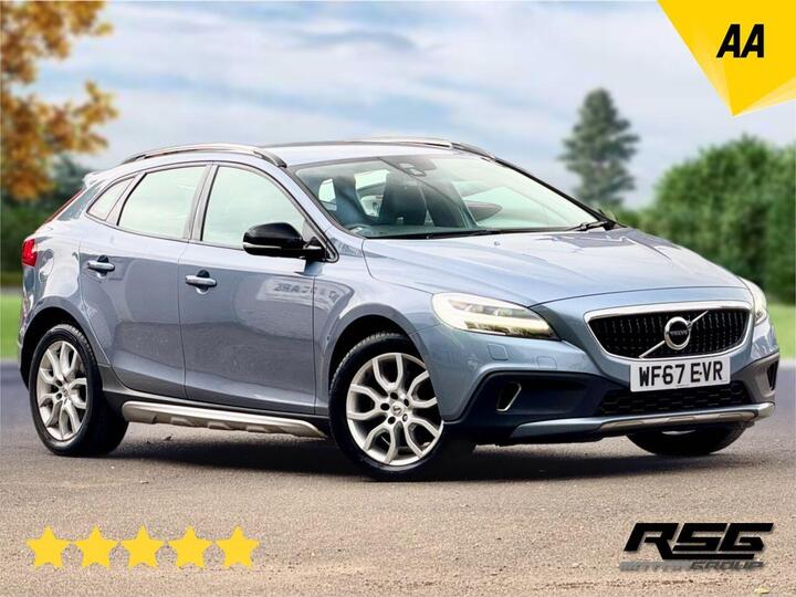 Volvo V40 CROSS COUNTRY 2.0 T3 Pro Euro 6 (s/s) 5dr Volvo V40 CROSS COUNTRY 2.0 T3 Pro Euro 6 (s/s) 5dr