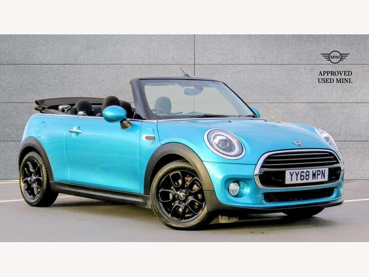 MINI Convertible 1.5 Cooper Classic Steptronic Euro 6 (s/s) 2dr MINI Convertible 1.5 Cooper Classic Steptronic Euro 6 (s/s) 2dr