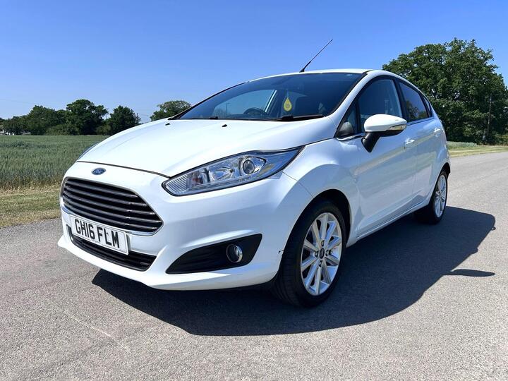Ford Fiesta 1.0T EcoBoost Titanium Euro 6 (s/s) 5dr