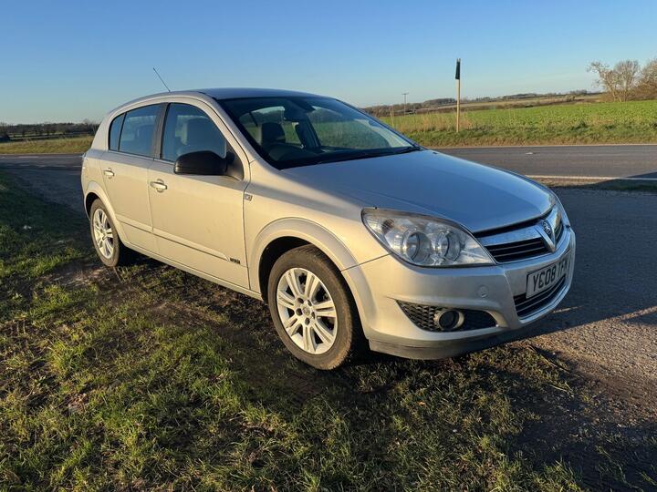 Vauxhall Astra 1.6i 16v Design 5dr