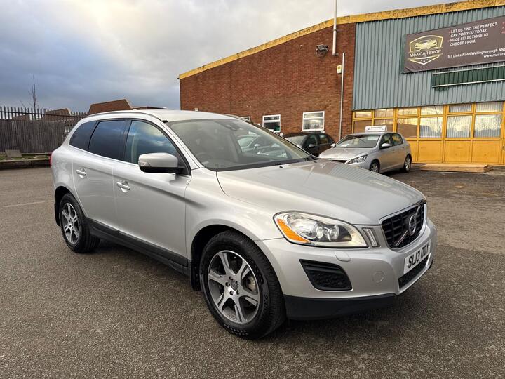 Volvo XC60 2.4 D5 SE Lux Geartronic AWD Euro 5 5dr