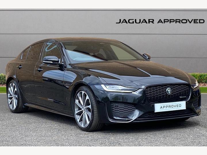 Jaguar XE 2.0 D200 MHEV R-Dynamic SE Black Auto Euro 6 (s/s) 4dr