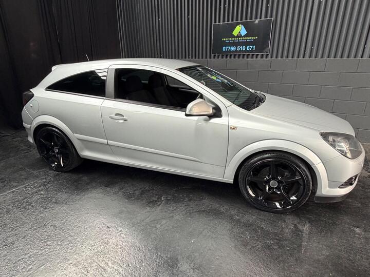 Vauxhall Astra 1.4i 16v SRi Sport Hatch 3dr