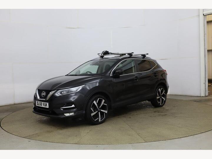 Nissan QASHQAI 1.5 DCi Tekna Euro 6 (s/s) 5dr