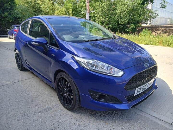 Ford Fiesta 1.0T EcoBoost ST-Line Euro 6 (s/s) 3dr