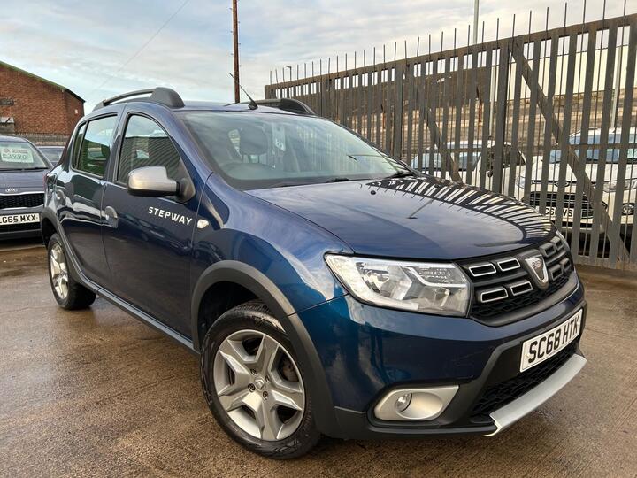 Dacia Sandero Stepway 0.9 TCe Essential Euro 6 (s/s) 5dr