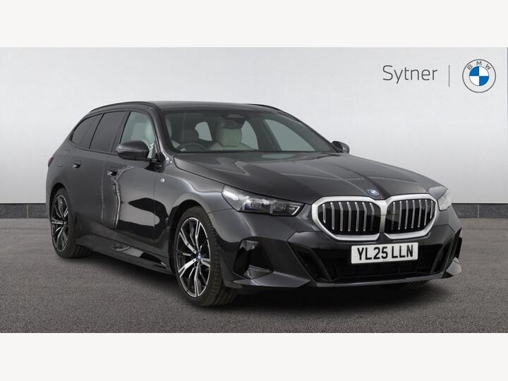 BMW 5 Series 2.0 530e 22.1kWh M Sport Touring Steptronic Euro 6 (s/s) 5dr