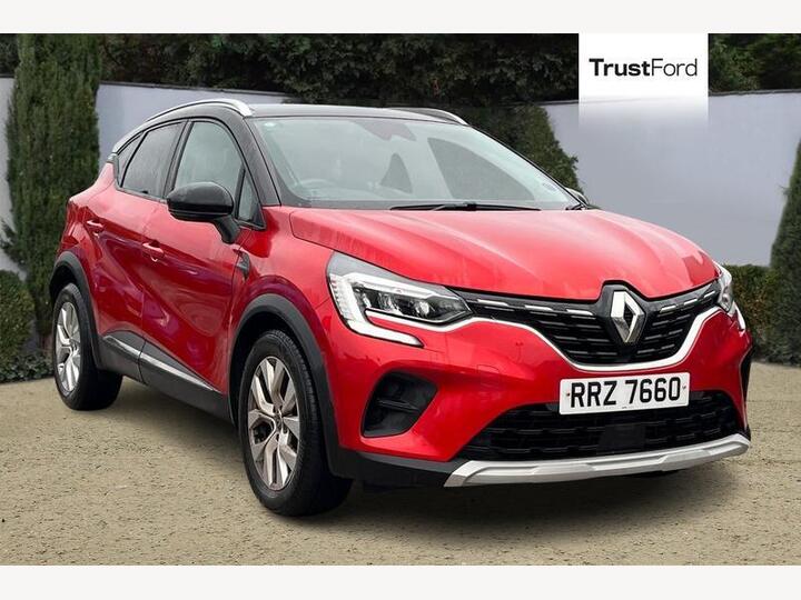 Renault CAPTUR 1.0 TCe Iconic Euro 6 (s/s) 5dr Renault CAPTUR 1.0 TCe Iconic Euro 6 (s/s) 5dr