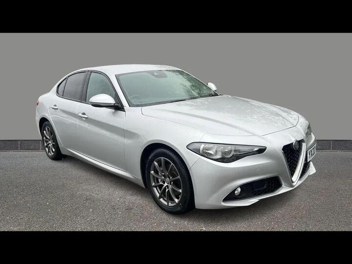 Alfa Romeo Giulia 2.2 TD Super Auto Euro 6 (s/s) 4dr