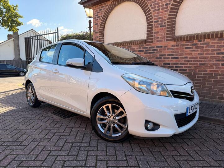 Toyota Yaris 1.33 Dual VVT-i Icon Plus Multidrive S Euro 5 5dr