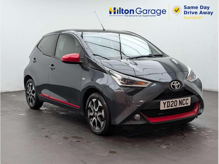 Toyota AYGO 1.0 VVT-i X-trend Funroof X-shift Euro 6 5dr
