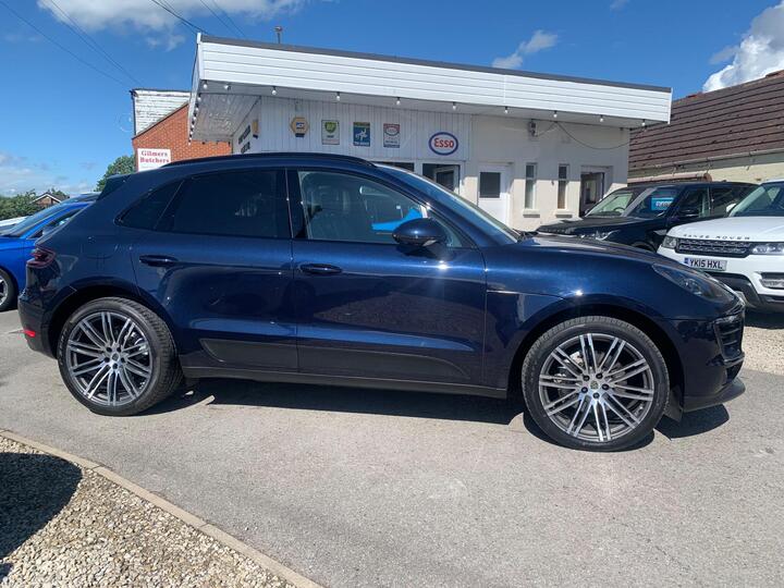 Porsche Macan 3.0 TD V6 S PDK 4WD Euro 6 (s/s) 5dr Porsche Macan 3.0 TD V6 S PDK 4WD Euro 6 (s/s) 5dr