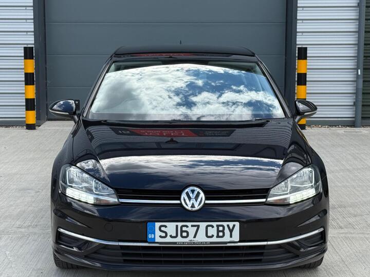 Volkswagen Golf 1.6 TDI BlueMotion Tech SE Nav Euro 6 (s/s) 5dr
