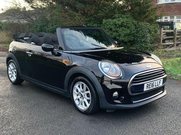 MINI Convertible 1.5 Cooper Euro 6 (s/s) 2dr