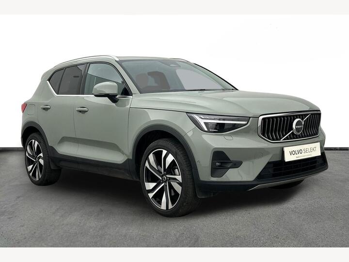 Volvo XC40 2.0 B4 MHEV Ultra Bright DCT Auto Euro 6 (s/s) 5dr