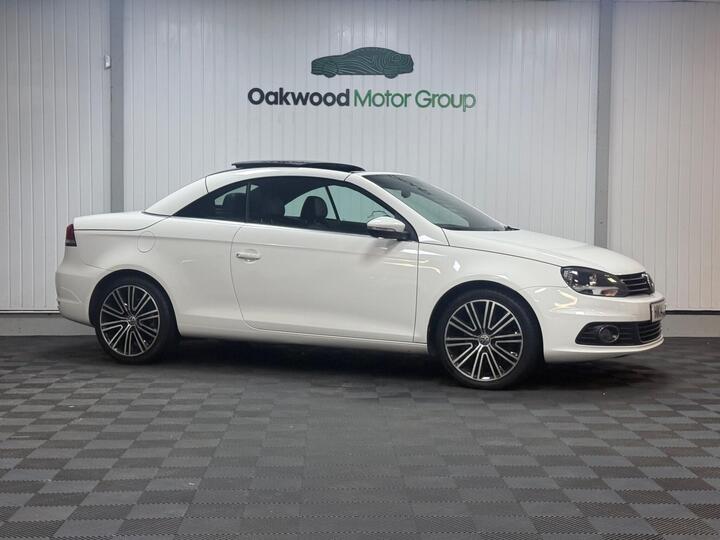 Volkswagen Eos 2.0 TDI BlueMotion Tech Sport Cabriolet DSG Euro 5 (s/s) 2dr