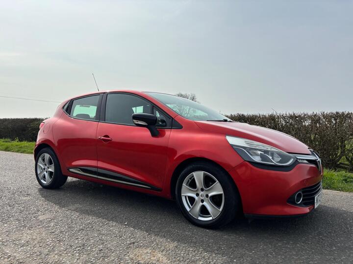 Renault Clio 1.2 16V Dynamique MediaNav Euro 5 5dr