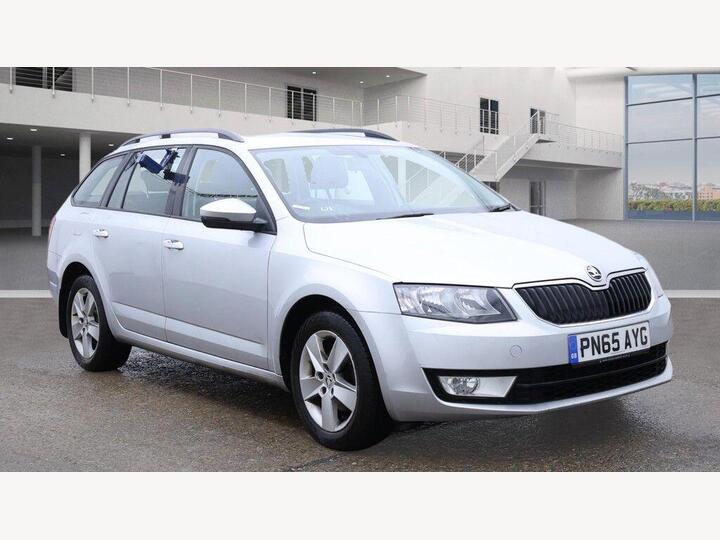 Skoda Octavia 1.6 TDI SE 4WD Euro 6 (s/s) 5dr Skoda Octavia 1.6 TDI SE 4WD Euro 6 (s/s) 5dr