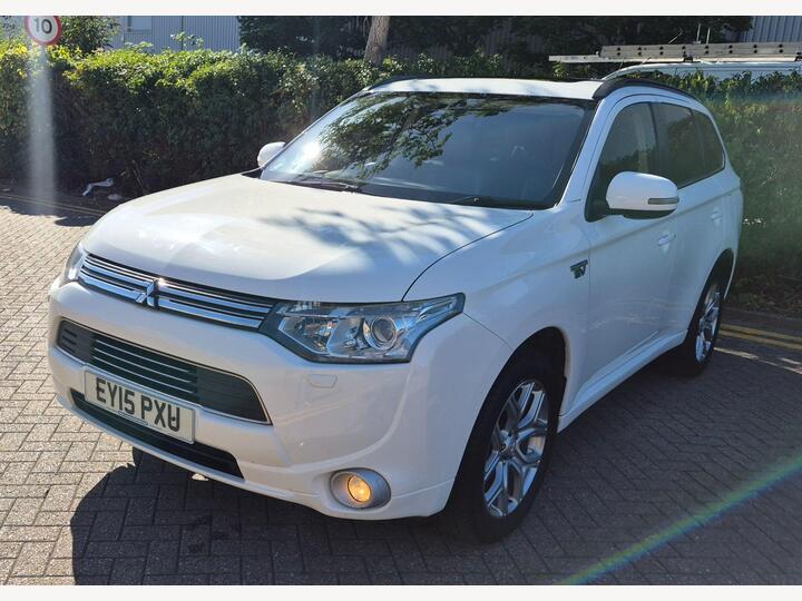 Mitsubishi Outlander 2.0h 12kWh GX4h CVT 4WD Euro 5 (s/s) 5dr