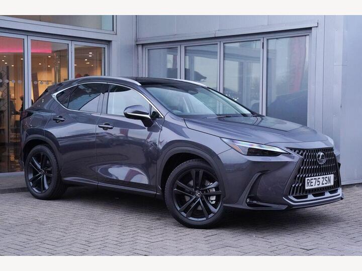 Lexus NX 2.5 450h+ 18.1kWh Premium Plus E-CVT 4WD Euro 6 (s/s) 5dr