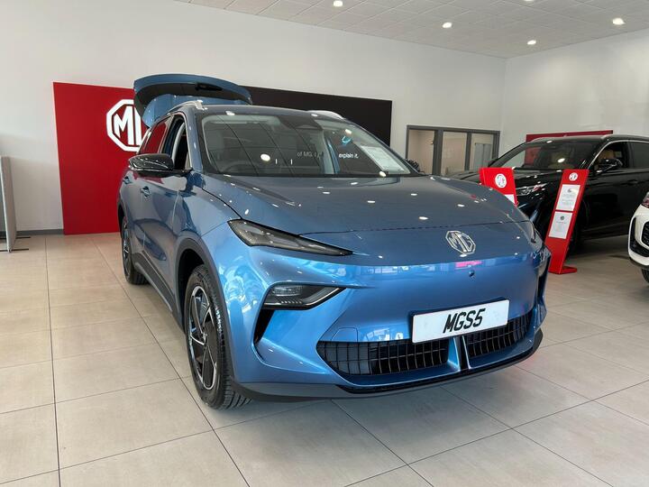 MG MGS5 64kWh Trophy Long Range Auto 5dr