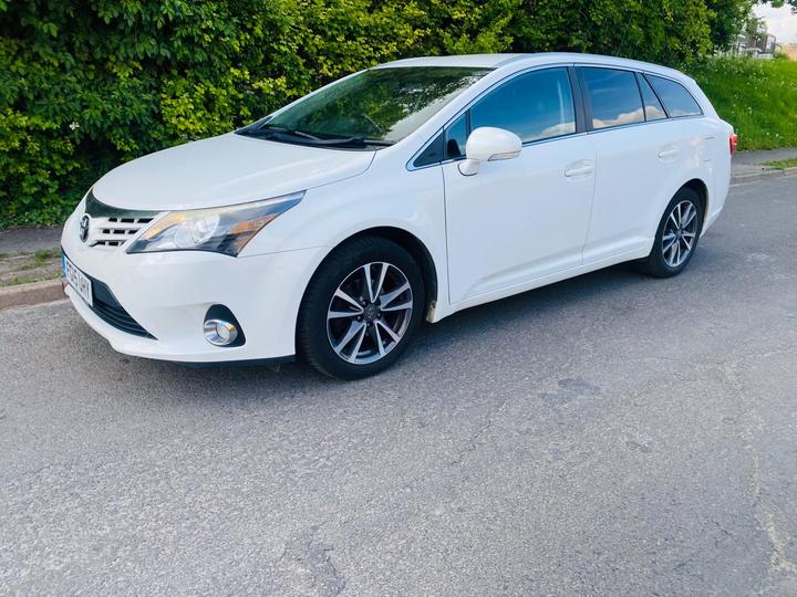 Toyota Avensis 1.8 V-Matic Icon Business Edition Tourer Euro 5 5dr