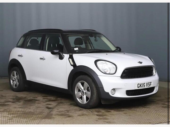 MINI Countryman 1.6 Cooper Euro 6 (s/s) 5dr MINI Countryman 1.6 Cooper Euro 6 (s/s) 5dr
