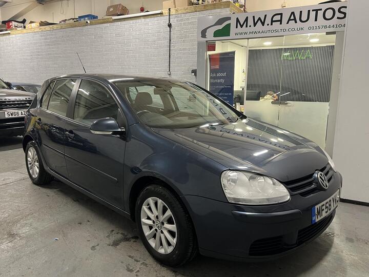 Volkswagen Golf 1.6 FSI Match 5dr