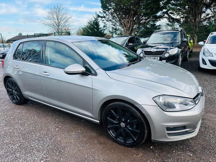 Volkswagen Golf 2.0 TDI BlueMotion Tech GT Euro 5 (s/s) 5dr