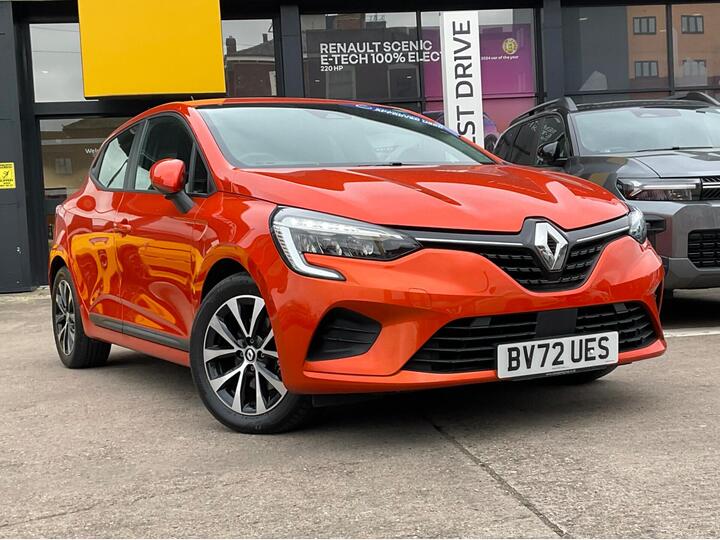 Renault Clio 1.6 E-TECH Iconic Edition Auto Euro 6 (s/s) 5dr