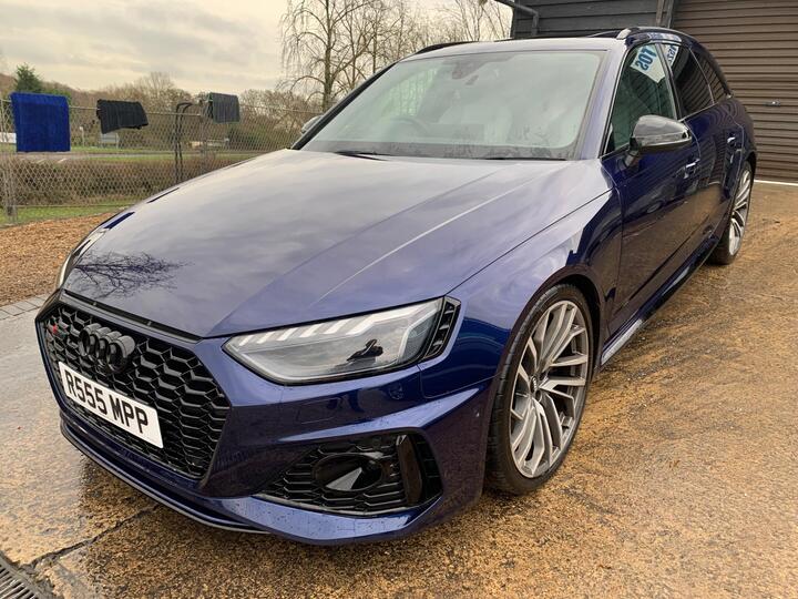Audi RS4 Avant 2.9 TFSI V6 Vorsprung Tiptronic Quattro Euro 6 (s/s) 5dr Audi RS4 Avant 2.9 TFSI V6 Vorsprung Tiptronic Quattro Euro 6 (s/s) 5dr