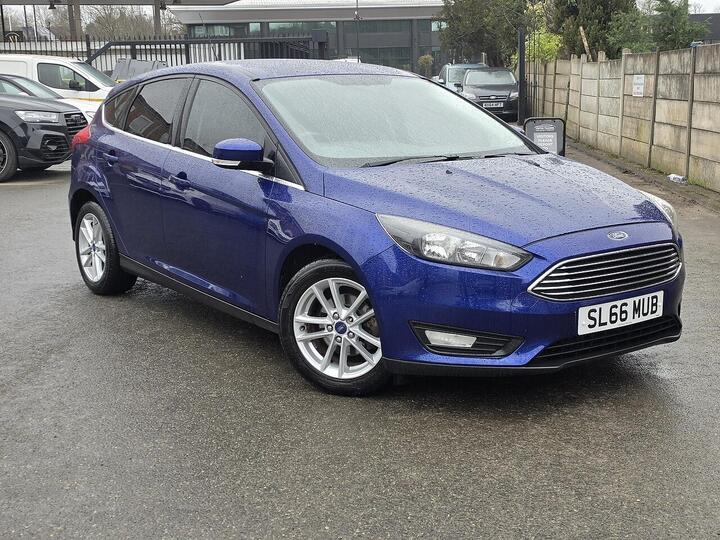 Ford Focus 1.0T EcoBoost Zetec Auto Euro 6 (s/s) 5dr