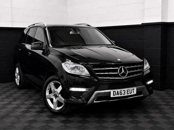 Mercedes-Benz M-CLASS 2.1 ML250 BlueTEC AMG Sport G-Tronic 4WD Euro 6 (s/s) 5dr Mercedes-Benz M-CLASS 2.1 ML250 BlueTEC AMG Sport G-Tronic 4WD Euro 6 (s/s) 5dr