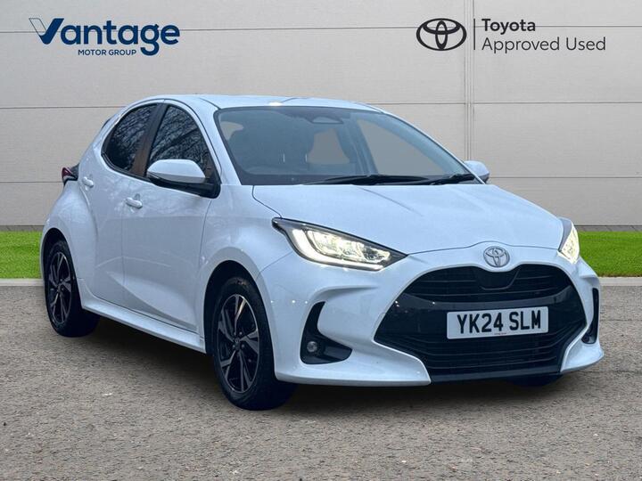 Toyota Yaris 1.5 VVT-h Design E-CVT Euro 6 (s/s) 5dr