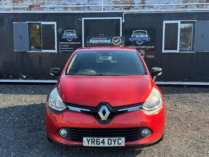 Renault Clio 0.9 TCe Dynamique MediaNav Euro 5 (s/s) 5dr Renault Clio 0.9 TCe Dynamique MediaNav Euro 5 (s/s) 5dr